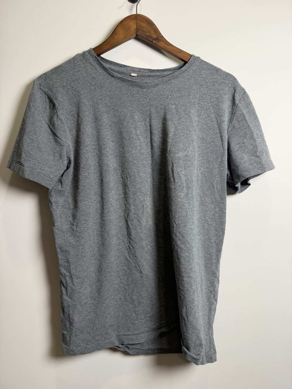 Gray Short-Sleeve Crew-Neck T-Shirt